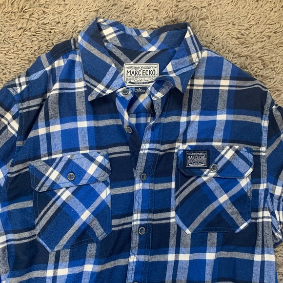 SOLD ‼️Marc Ecko// plaid button down size large - Picture 3 of 7